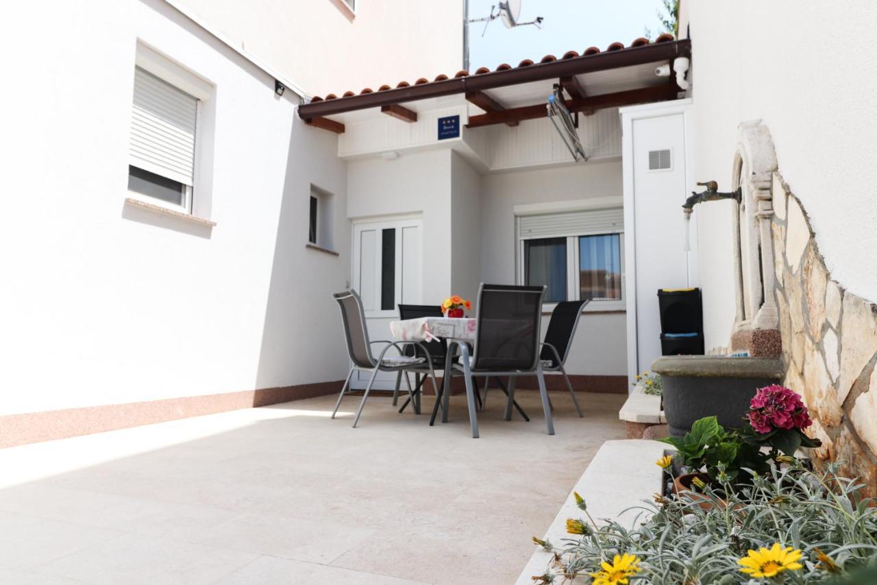 Apartment Vlado Vrsar Exterior foto
